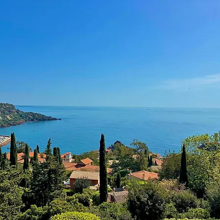 Villa Provencale Vue & Piscine Privee Saint-Raphael (Var)