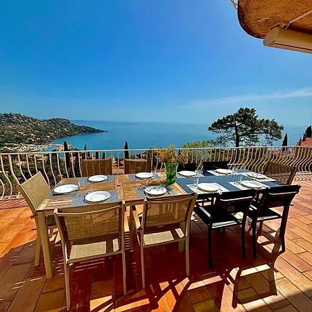 Provencale Vue & Piscine Privee