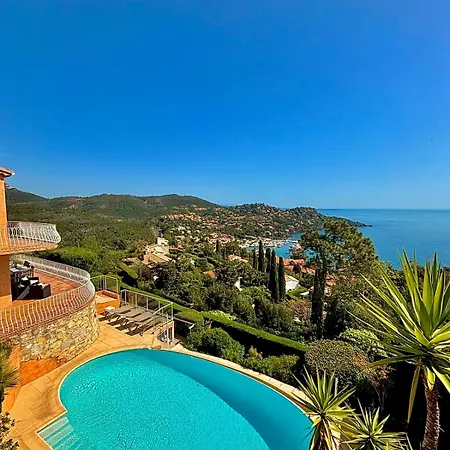 Villa Provencale Vue & Piscine Privee Saint-Raphael (Var)
