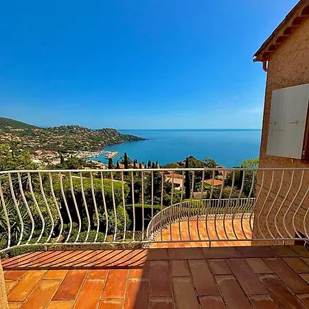 Villa Provencale Vue & Piscine Privee Saint-Raphael (Var)
