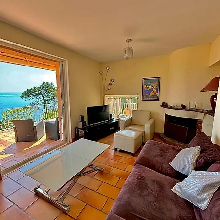 Provencale Vue & Piscine Privee *