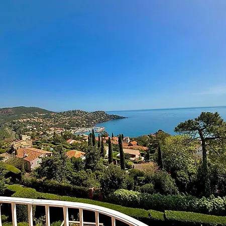 Villa Provencale Vue & Piscine Privee *