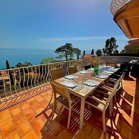 Provencale Vue & Piscine Privee Saint-Raphael (Var)